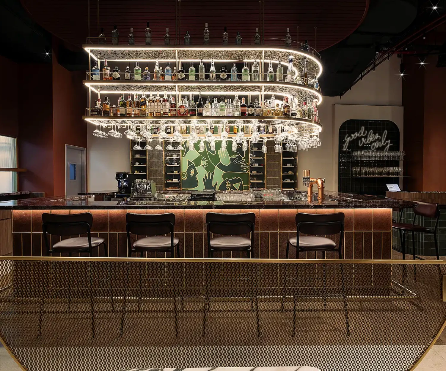 Jones Social business bay